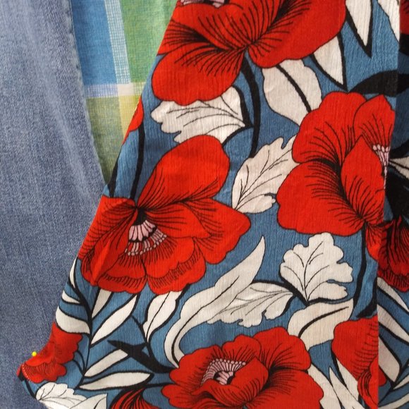 2275 Jeaniemade Size 2 American Eagle Stretch Bell-Bottoms & Halter Top - Picture 2 of 7